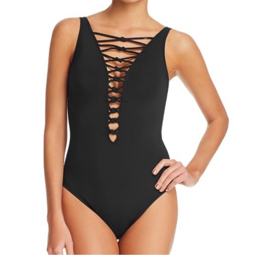 Bleu Rod Beattie one piece 12